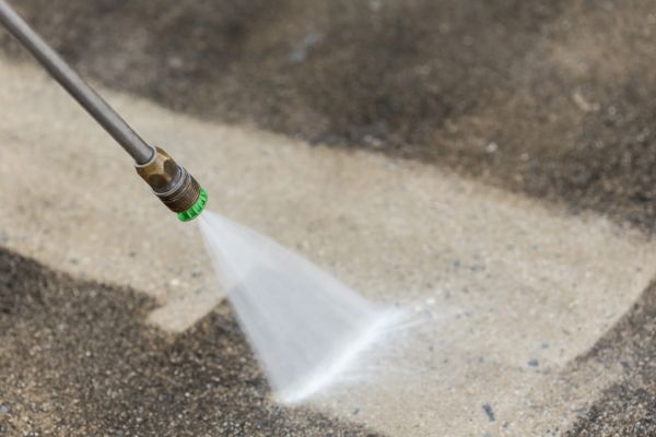 Concrete Patio Cleaning in Leesburg